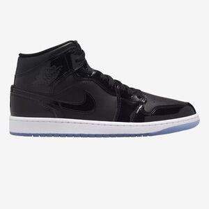 Jordan AJ 1 Mid SE Black
